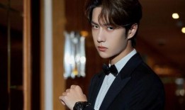 邓伦杨颖恋情 圈内爆料,圈内爆料揭秘甜蜜幕后